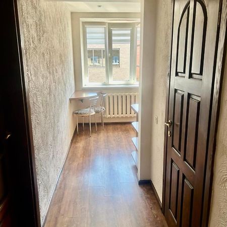 Cozy Apartment In The City Center Шяуляй Экстерьер фото